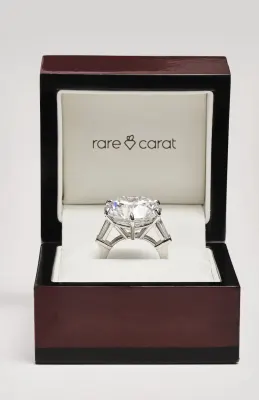 A 21 ct diamond ring in a Rare Carat ring box