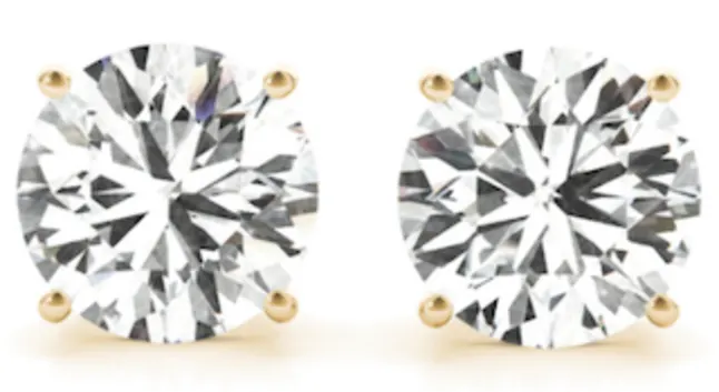 4 prong yellow gold earring setting with round diamonds